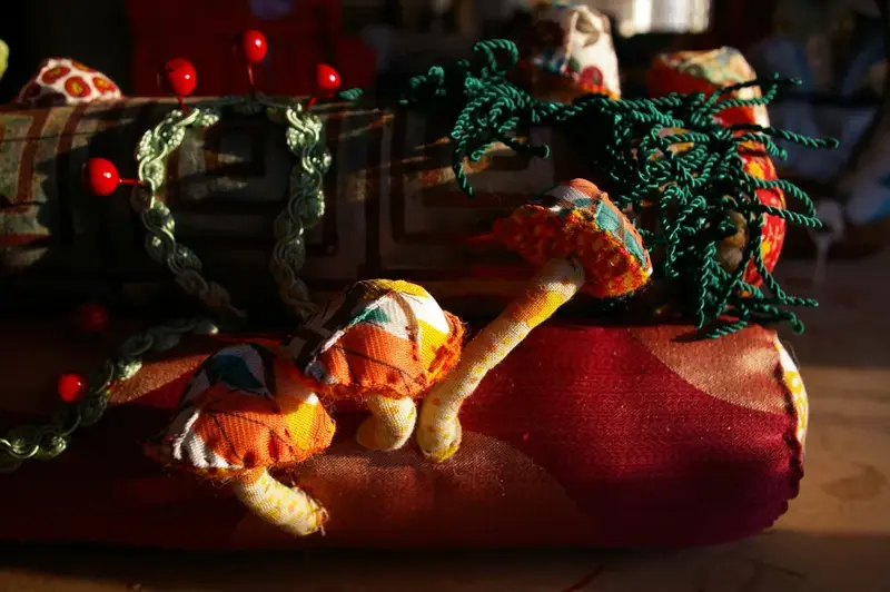 Logs (2011)