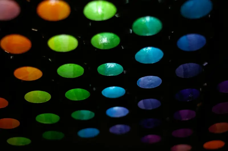 Tubes (2012)